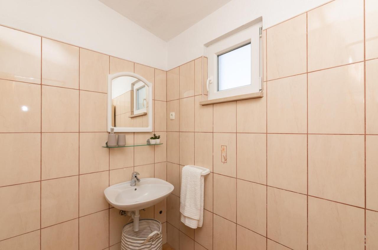 Marina Holiday Home Postira Zewnętrze zdjęcie