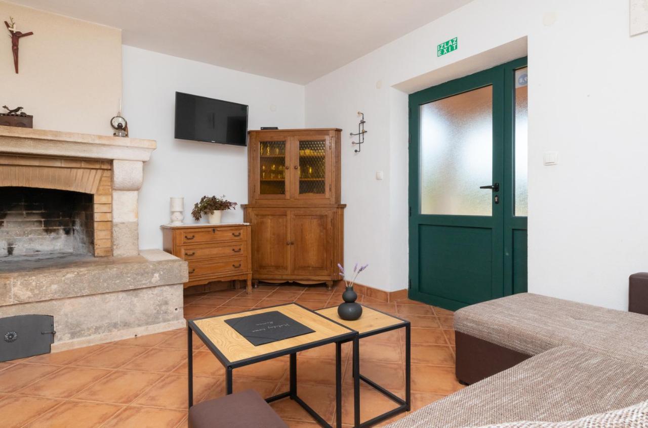 Marina Holiday Home Postira Zewnętrze zdjęcie