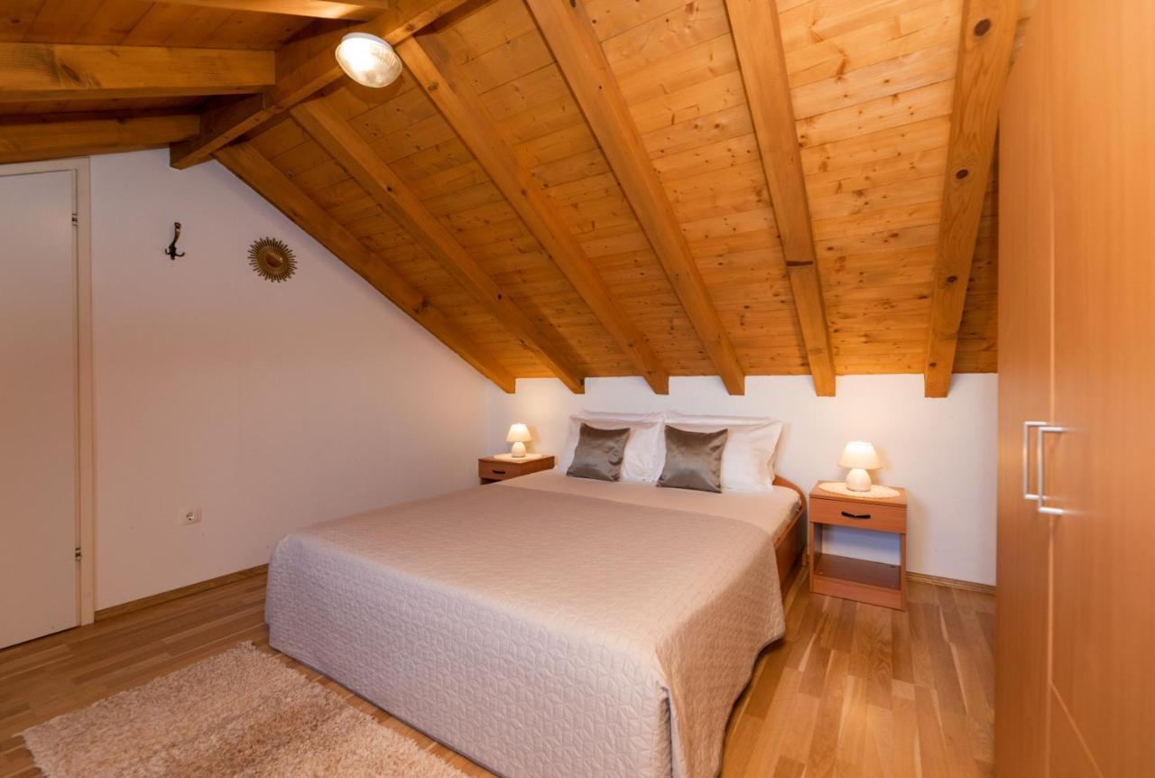 Marina Holiday Home Postira Zewnętrze zdjęcie